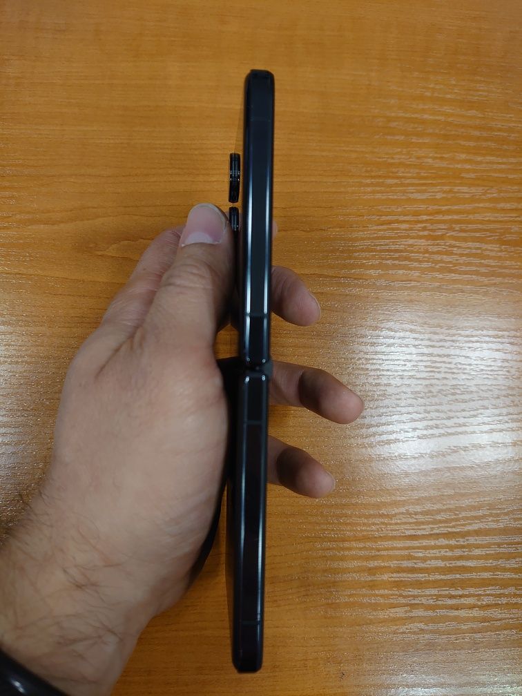 Xiaomi Mix Flip 512 GB 12 Ram гаранция