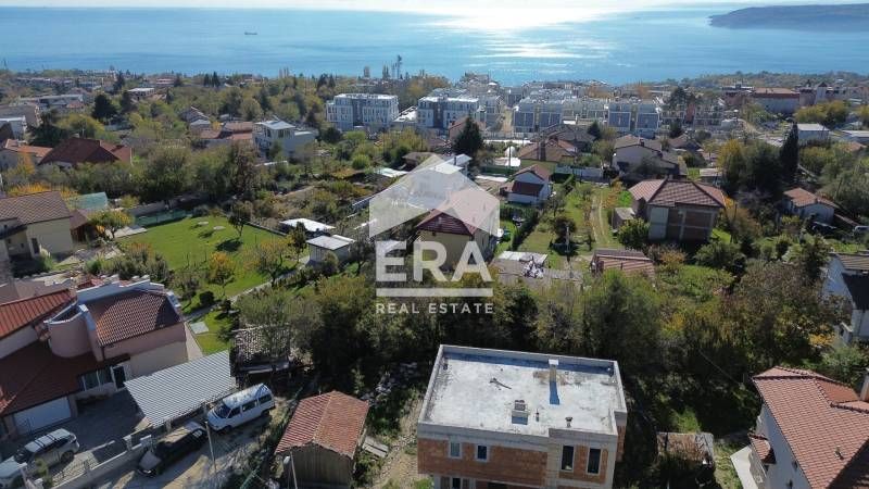 Ексклузивен урегулиран поземлен имот за продажба, с морска панорама, в