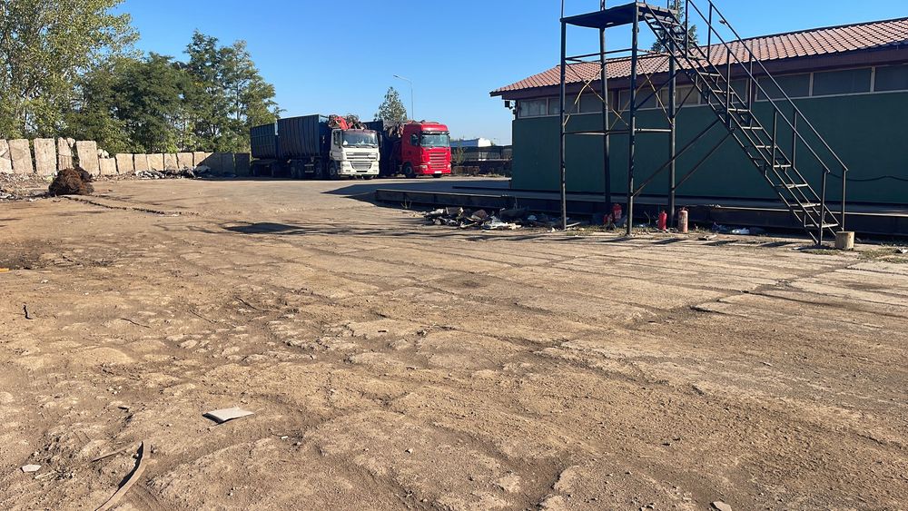 Teren+constructii 100€/mp