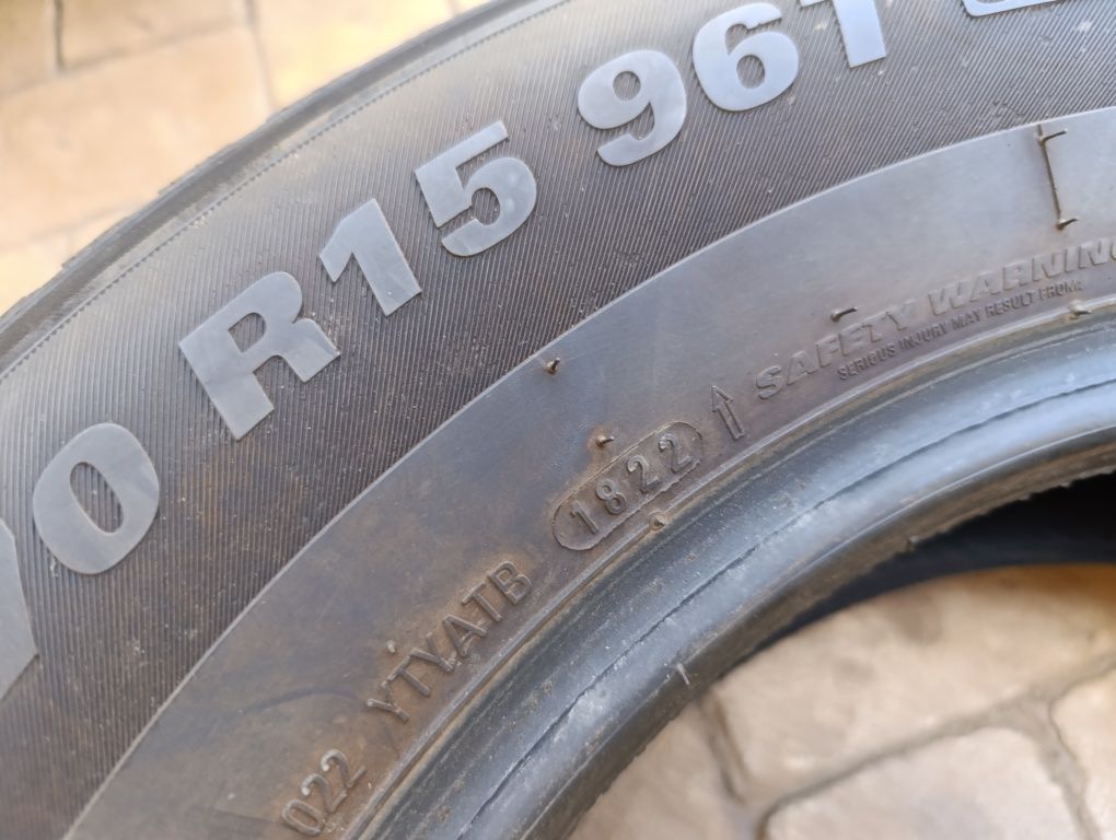 Зимни гуми Kumho 205/70/15 dot 2022
