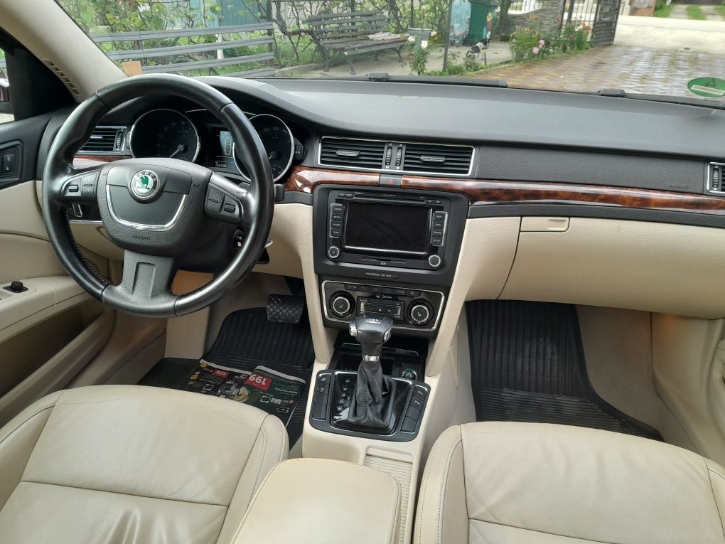 Skoda Superb 2.0TDI DSG Automat