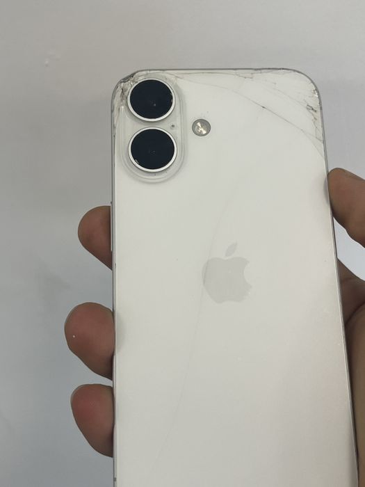 Айфон 16 срочна торг бар