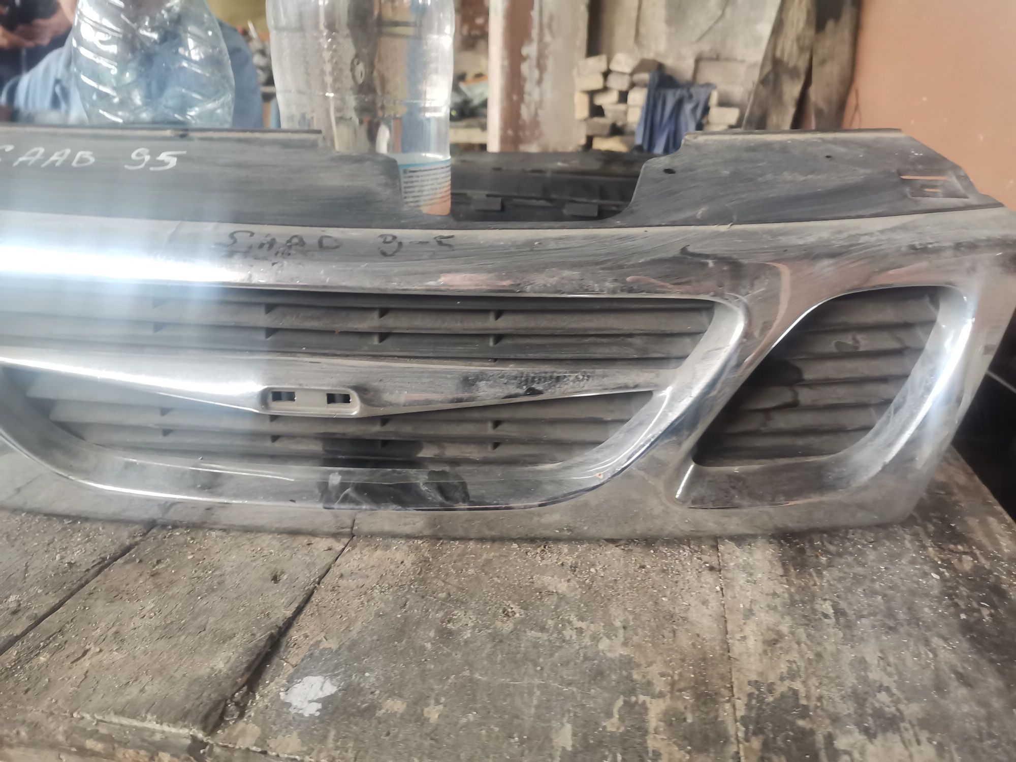 Оргинална Предна решетка за сааб 95 Saab 95