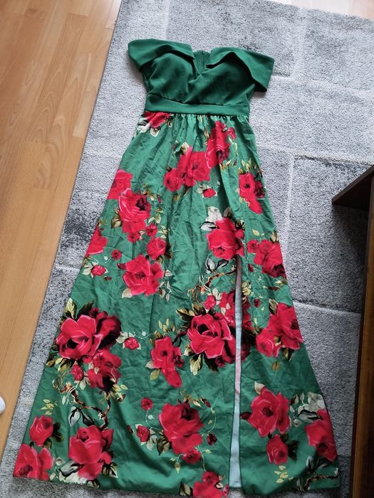 Рокля за лятото р-р отговаря С,М