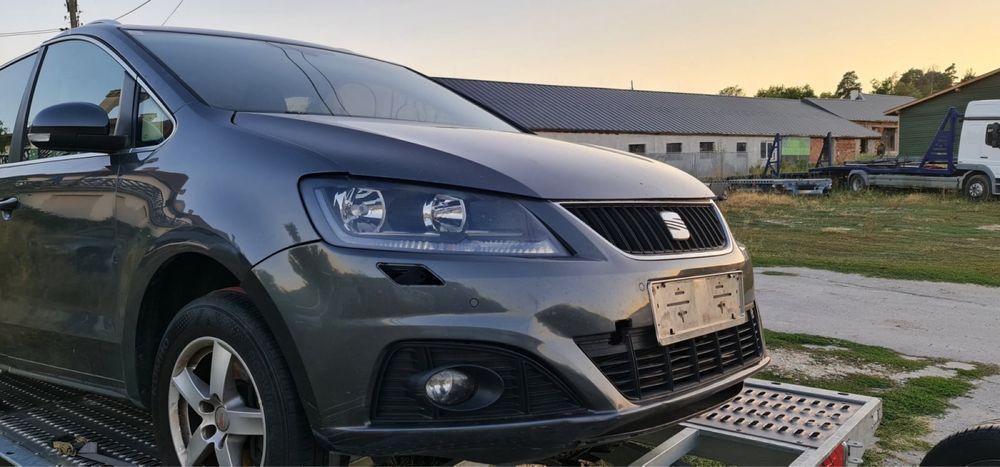 Seat Alhambra на части