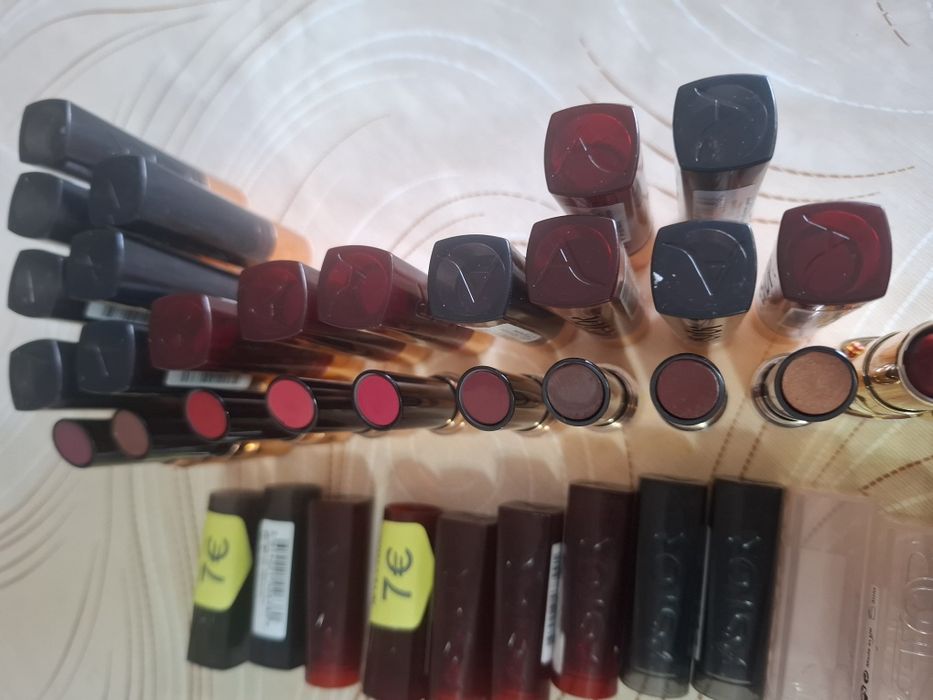 Lot 30 rujuri Astor + cadou