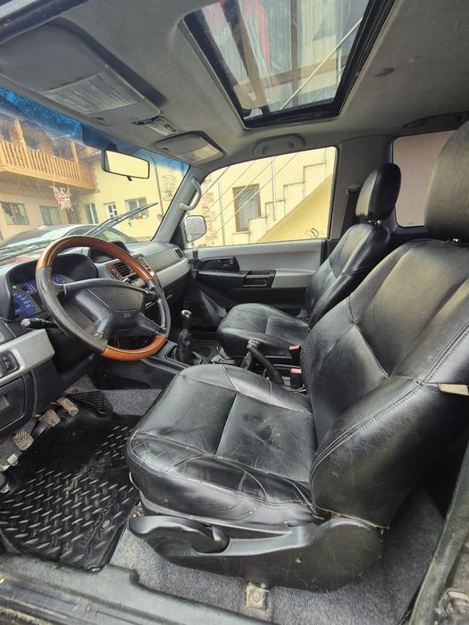 Vând Mitsubishi Pajero Pinin 2.0 GDI