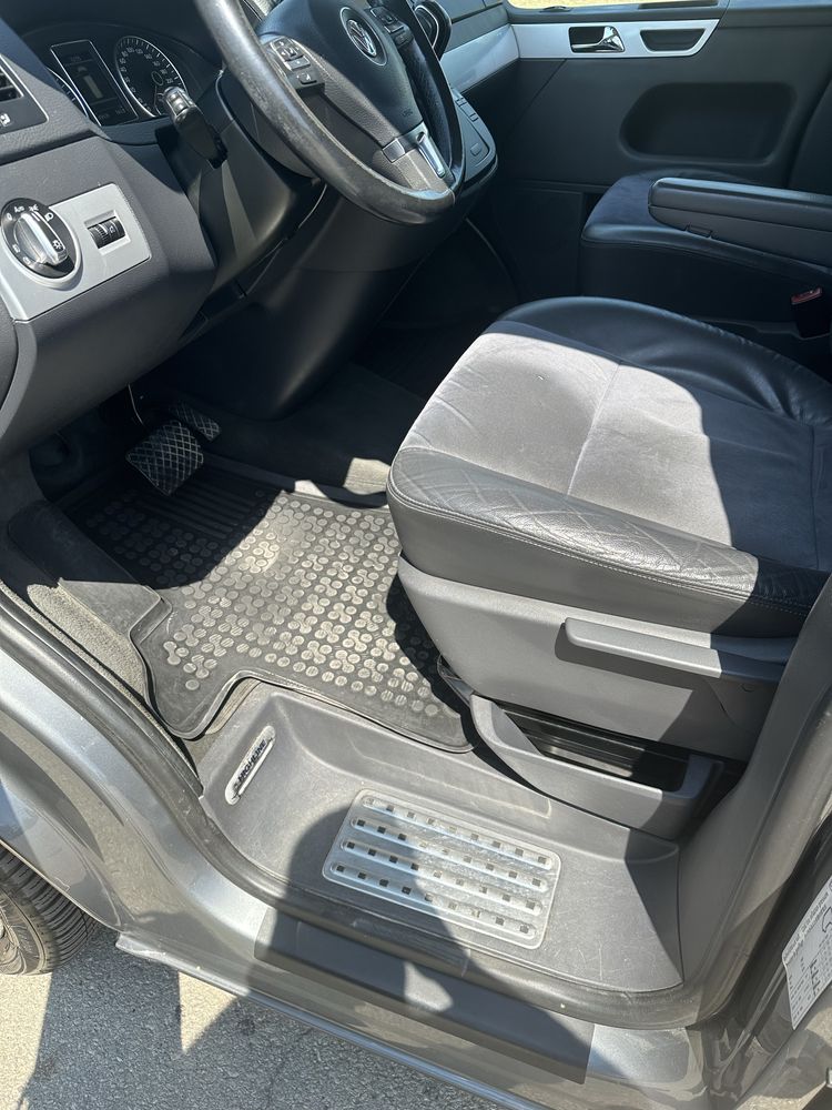 VW Multivan 2.0 bi turbo 4 motion highline