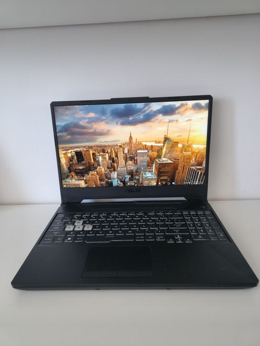 Laptop gaming Tuf F15 fx506h