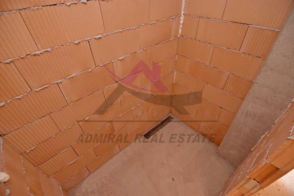 Продава се Тристаен апартамент в Варна, Изгрев - 89 кв.м за 1798 €/кв.м - Снимка #4