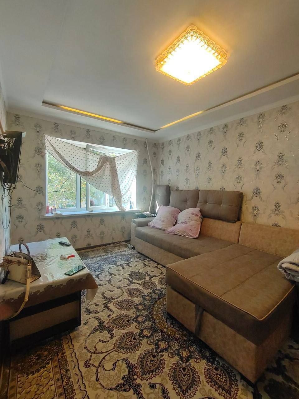 Ijaraga beriladi.Manzil Chirchiq Shahrida.1xonalik.2qavati..