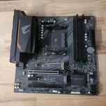 Placa de baza am4 aorus b450