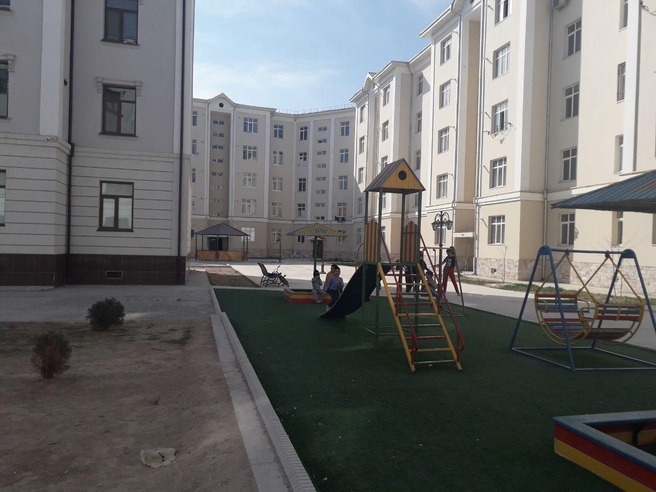 Квартира сатылады Орайлык базар касында