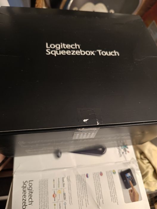Logitech squeezebox touch