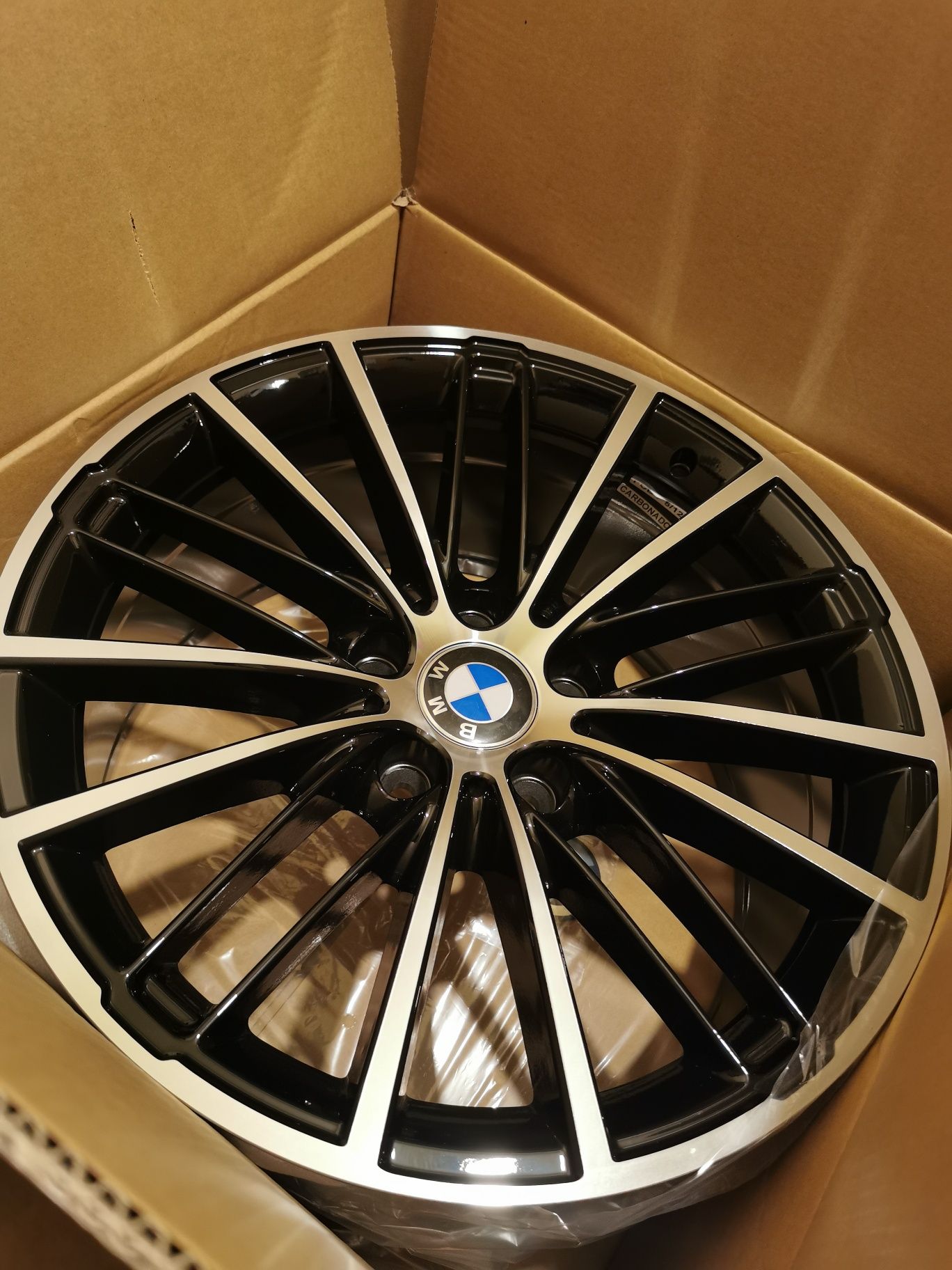 Vand jante de aliaj pentru bmw pe 18 model Exclusive