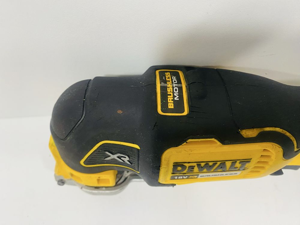 Dewalt multifunctionala DCS 355