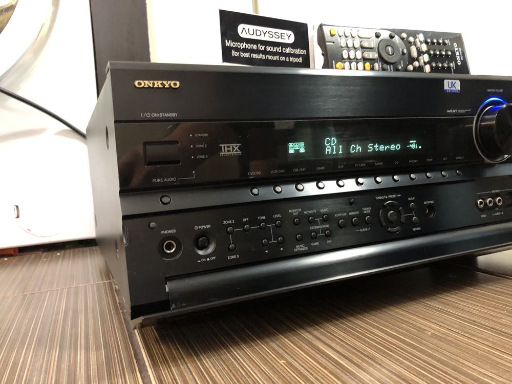 Onkyo TX-NR807 resiver