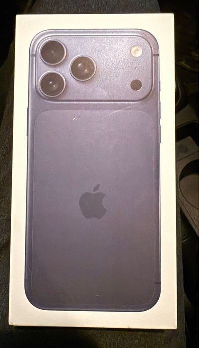 Продам айфон новый 17 про макс