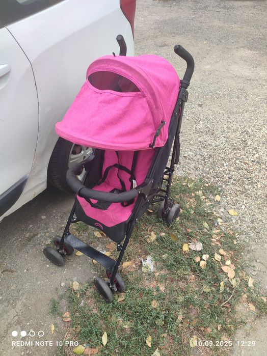 De vânzare cărucior fete