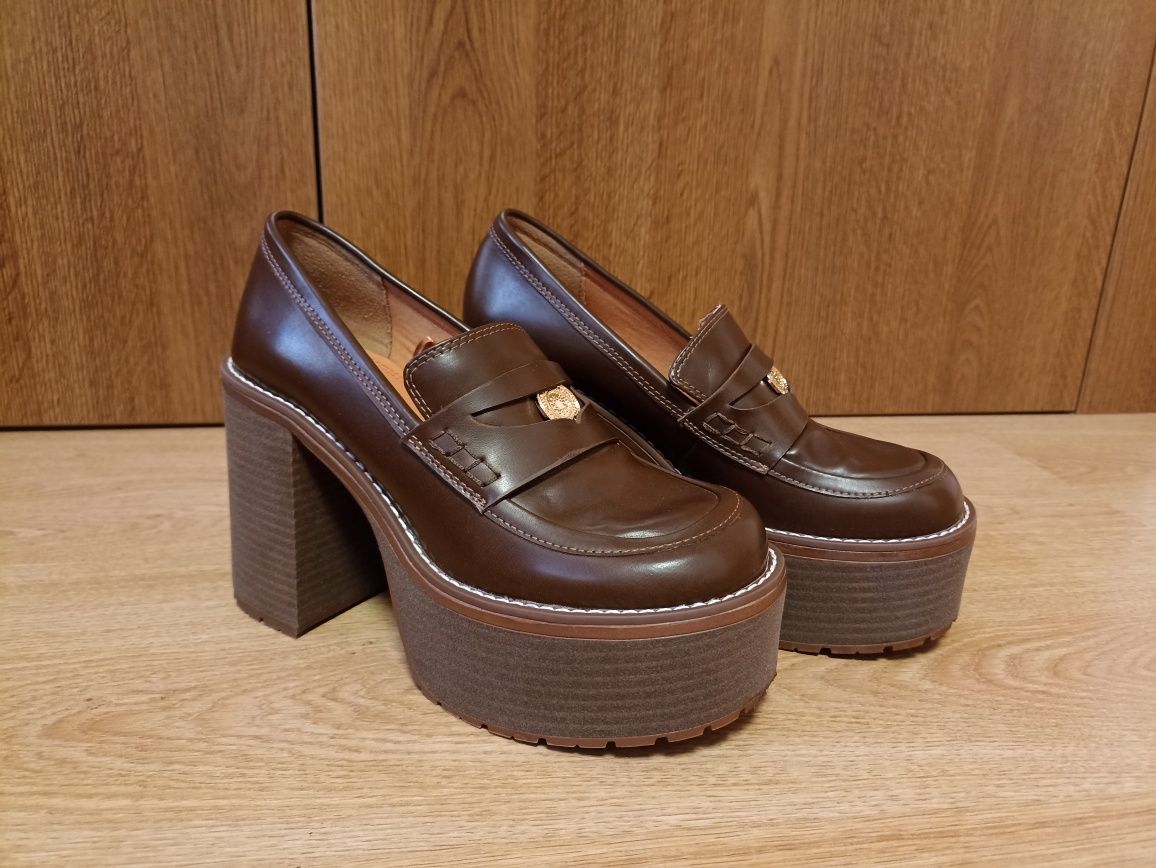Pantofi cu platforma  Bershka