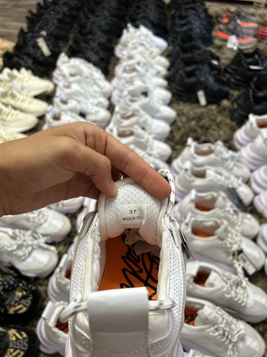 Versace Chain Reaction