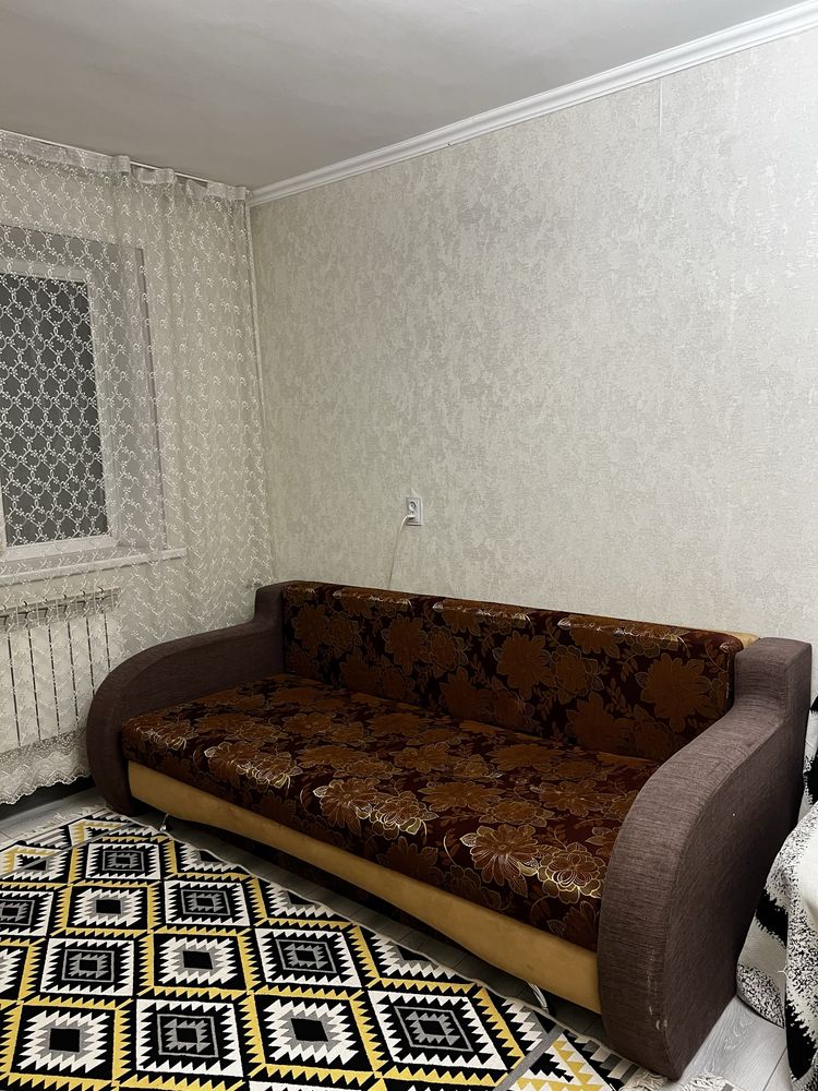 Кровать , диваны