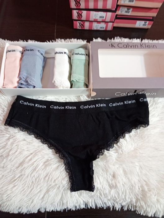 Комплект дамско бельо