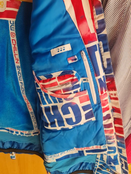 De vanzare  costum de schi