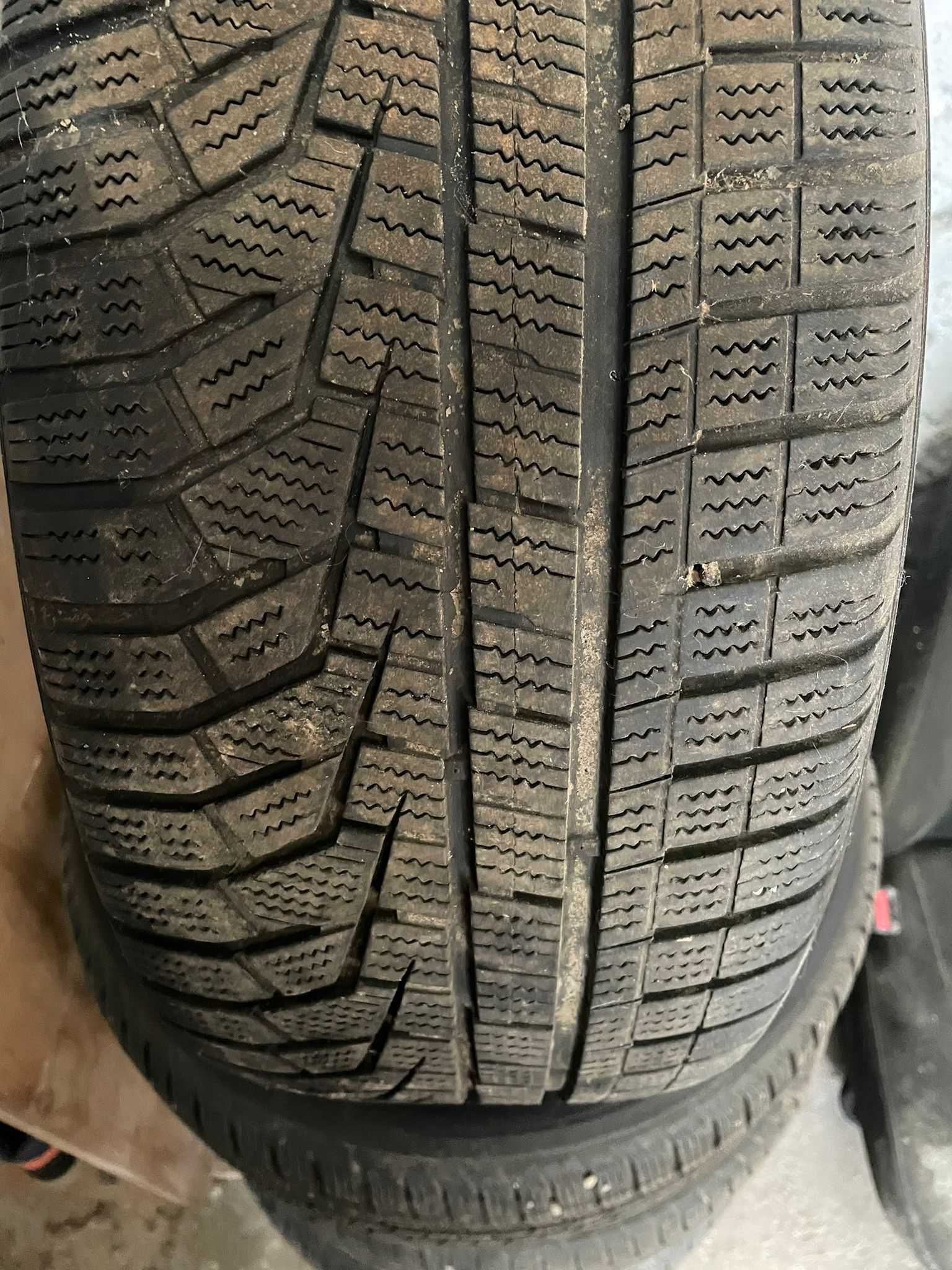 Roti Toyota 225/55R16 (jenti aliaj si anvelope iarna)