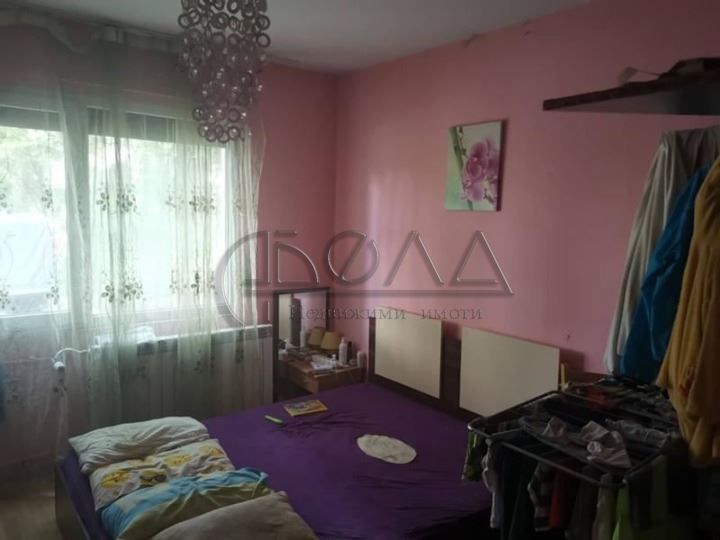 Продава се Двустаен апартамент в София, Надежда 4 - 67 кв.м за 1866 €/кв.м - Снимка #1