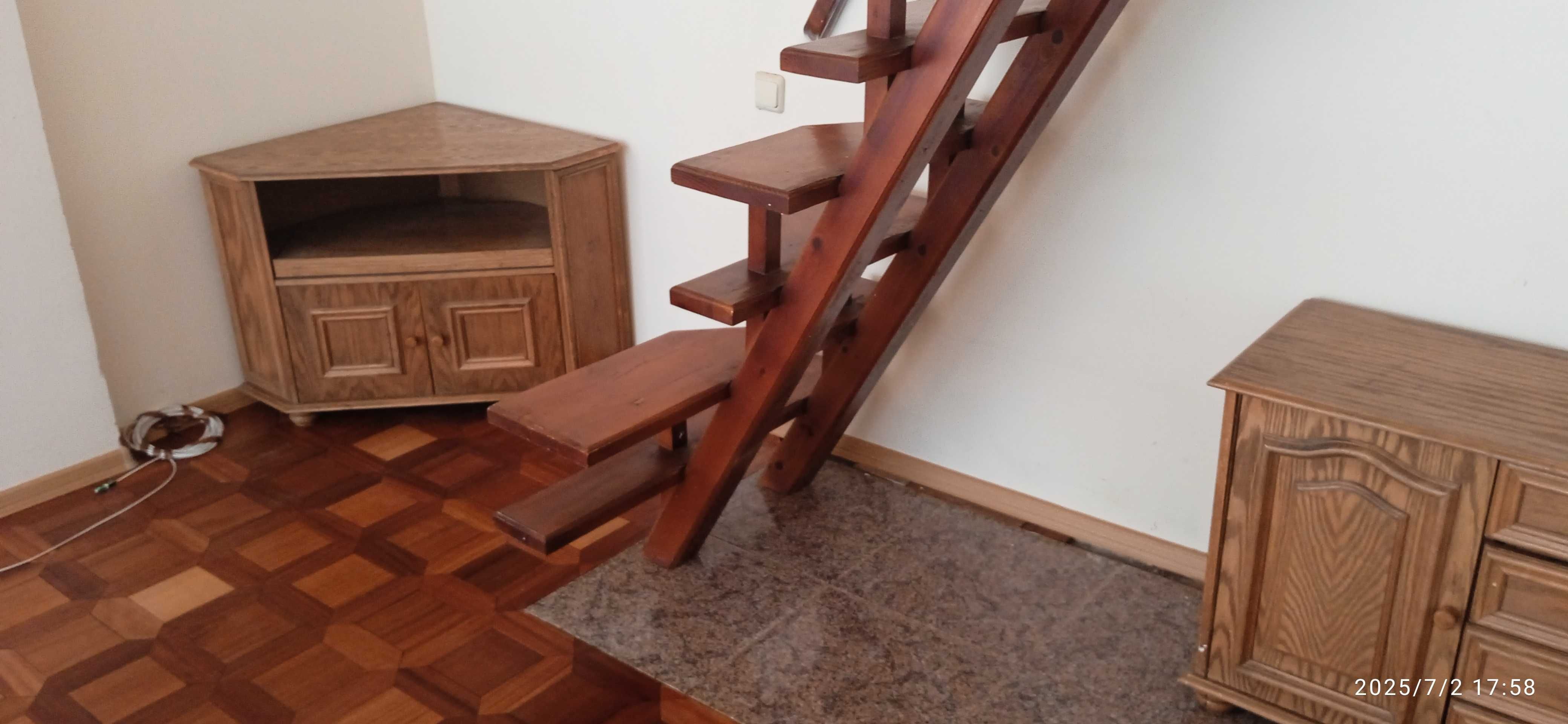 Продавам многостаен апартамент с гараж, тип мезонет - гр. София