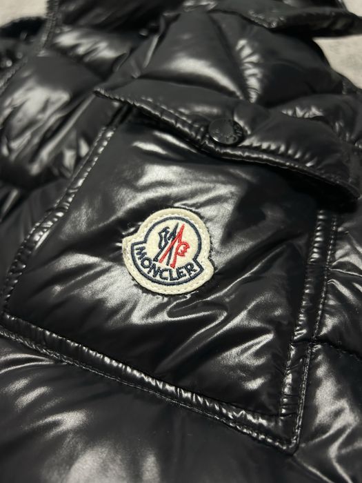 Geaca m.o.n.c.l.e.r maya