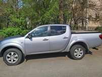Vand Mitsubishi L 200 sau schimb cu Dacia Duster 4x4 dupa 2015