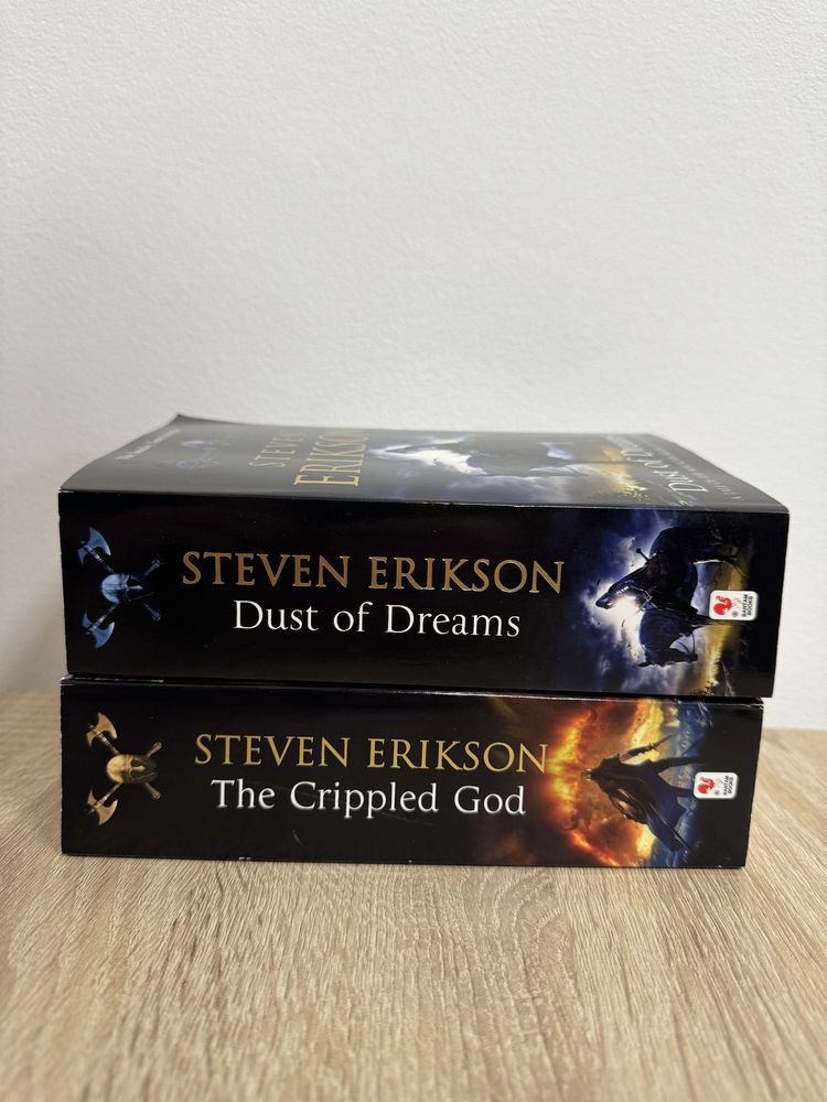 Steven Erikson Dust of dreams The crippled God in limba engleza