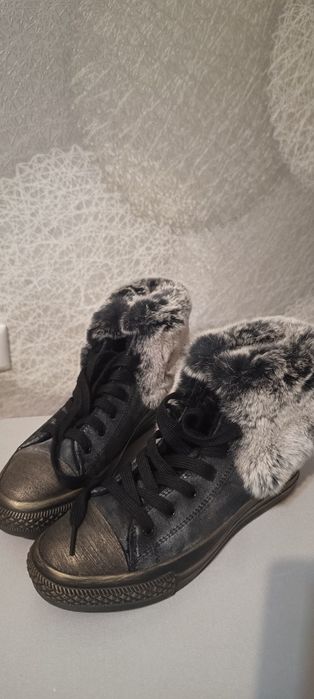 Продам кеды зимние. 36-37 размер.