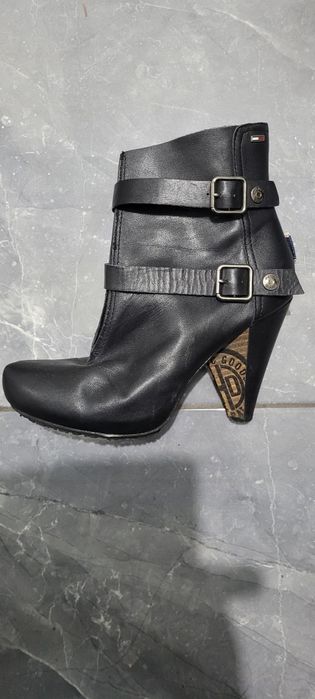 Дамски боти Tommy Hilfiger естествена кожа