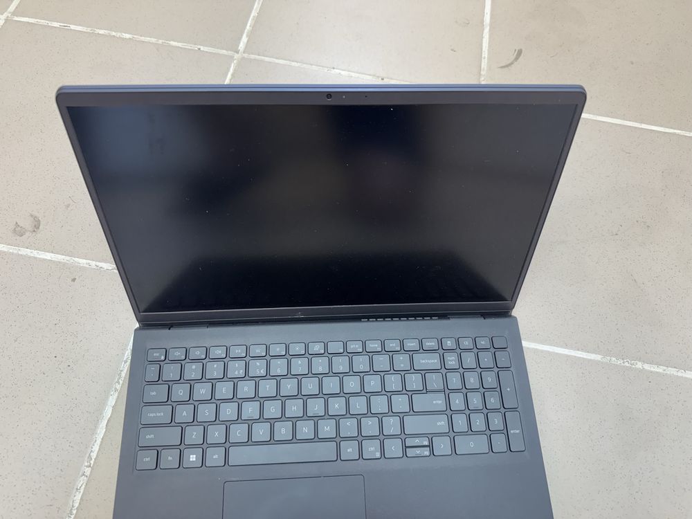 Лаптоп Dell Vostro 15 3535 - 15,6”, отличен