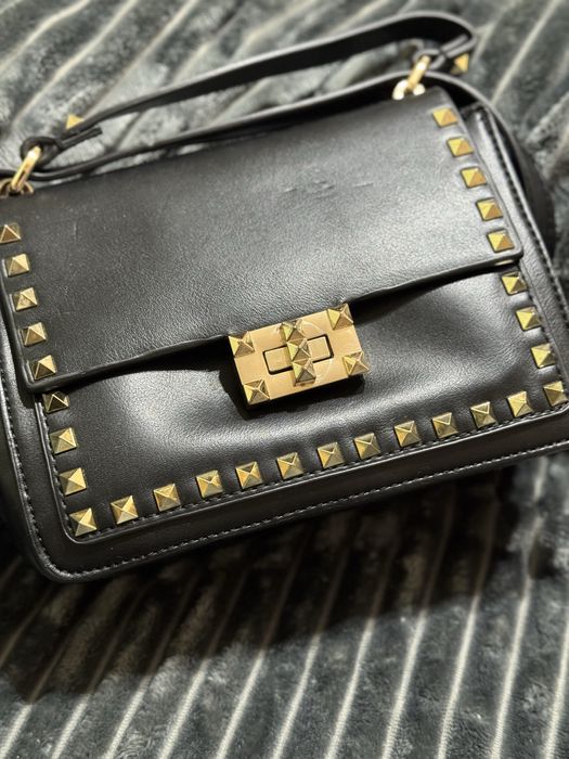 Дамска чанта през рамо