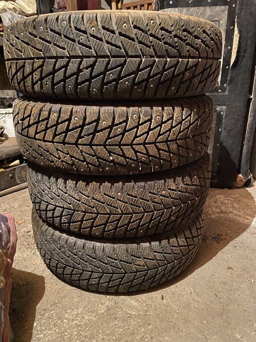 Продам зимние Шины 155/65 р13
