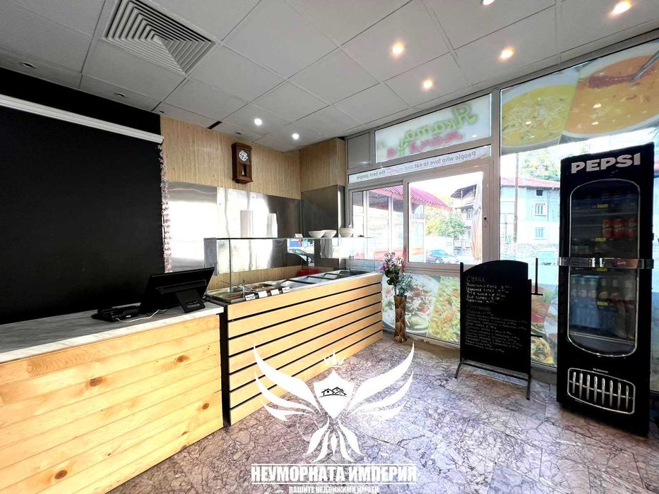 Продавам развит и работещ бизнес в помещение 110кв в Асеновград център