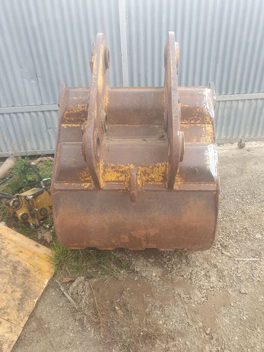 Cupa excavator în stare foarte buna
