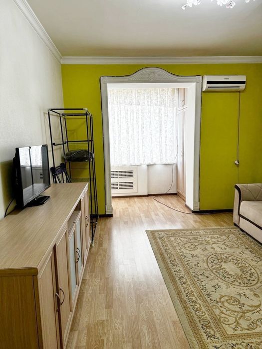 1 ком Айбек Кунаева Аура Точка вкуса Космонавтов Жемчуг