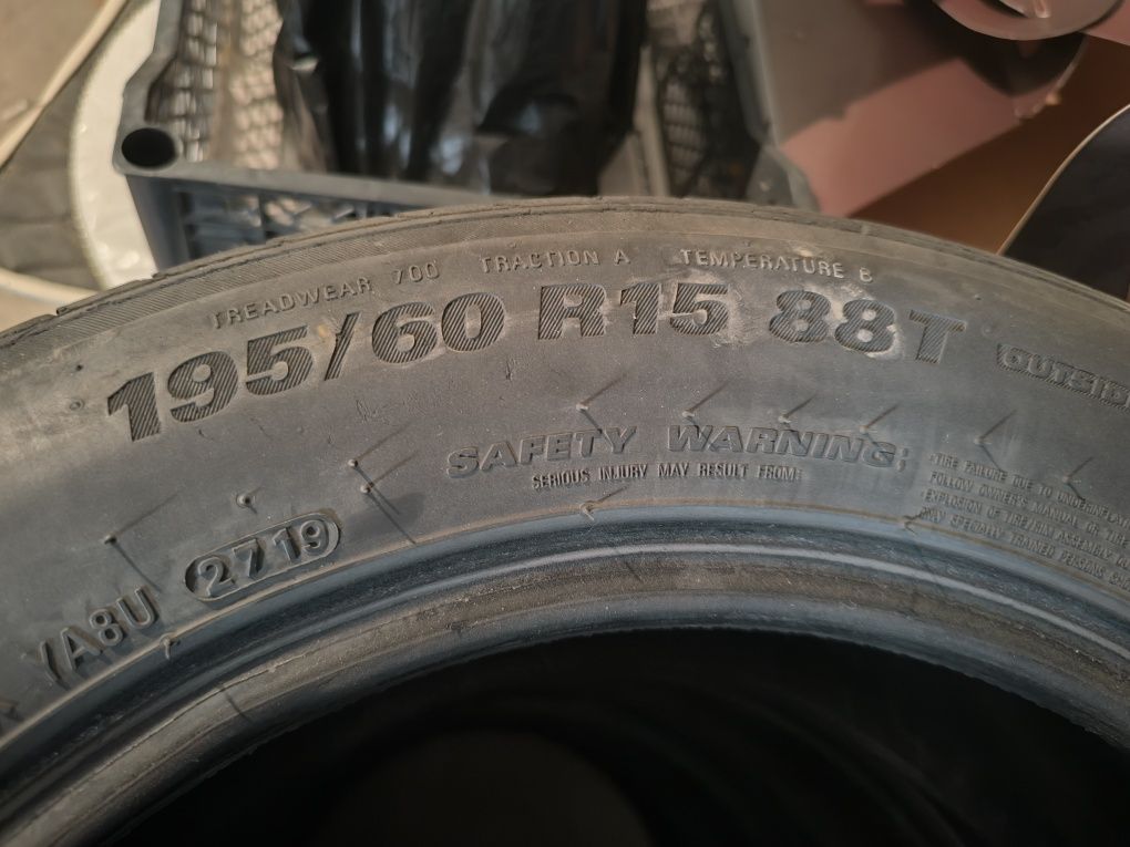Kumho solus 195/60R15 kareyiskiy balon xaroshiy sostayaniyax