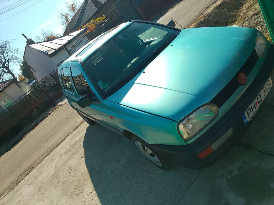 Golf 3 . 1.6 benzină