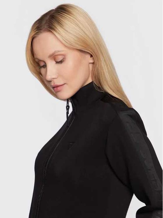 Guess оригинално горнище