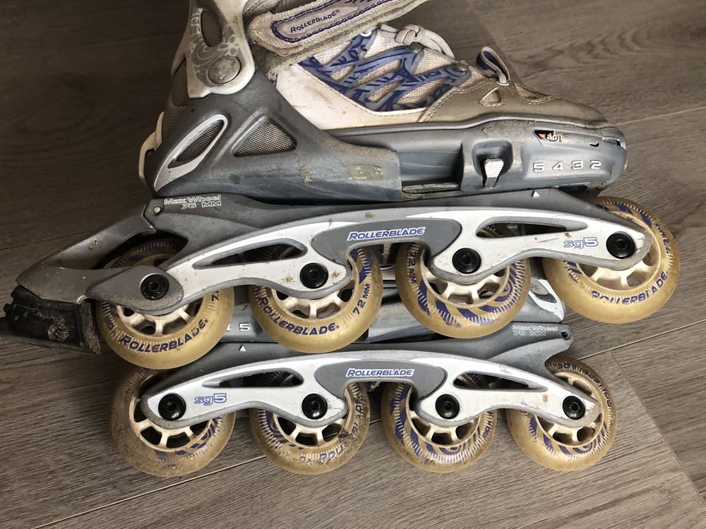 Role Rollerblade Spitfire 33-36,5