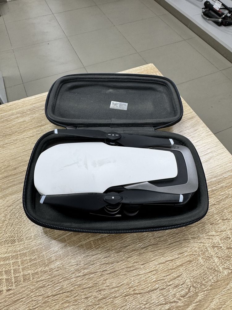 Дрон DJL Mavic AIR TM79