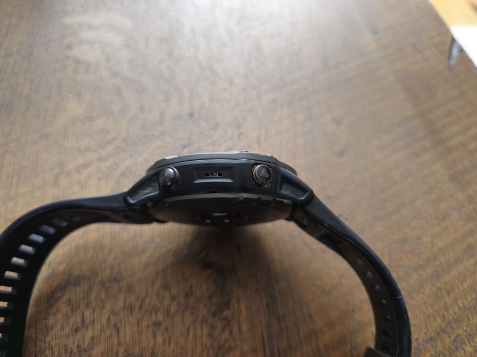 Garmin fenix 6x pro solar titan