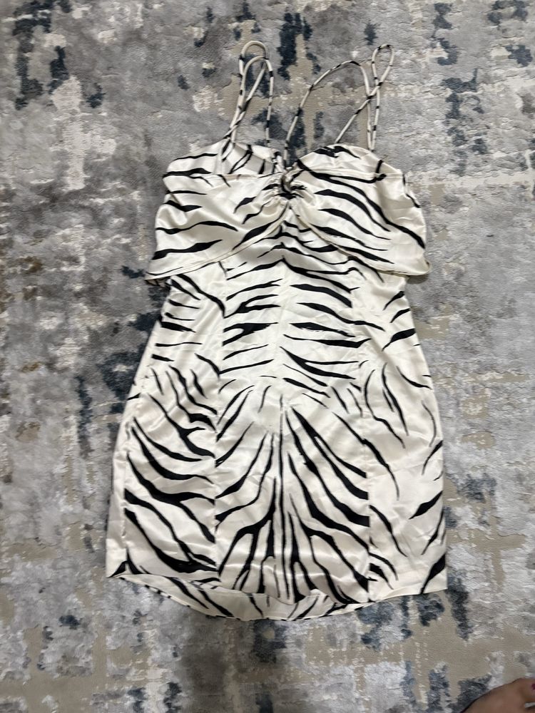 Юбки топы по 60тыс все брендовые Zara