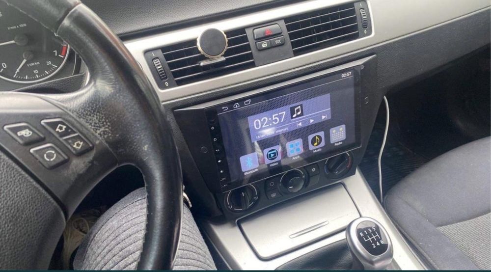 Vand sau schimb BMW 318i